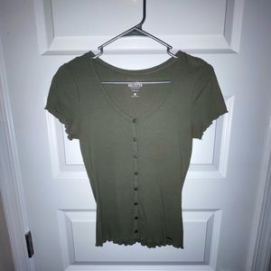 Buttoned Short Sleeve